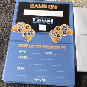 25 birthday invitations with 25 envelopes